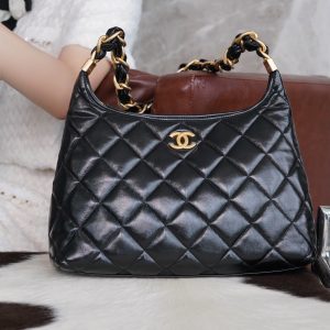 Chanel 24a Hobo黑色 大号 图1
