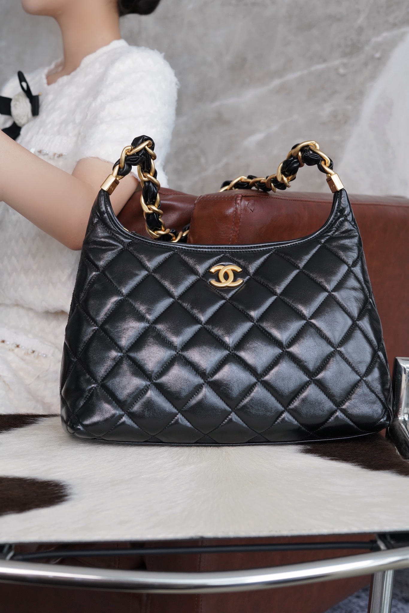 Chanel 24a Hobo黑色 大号 图1