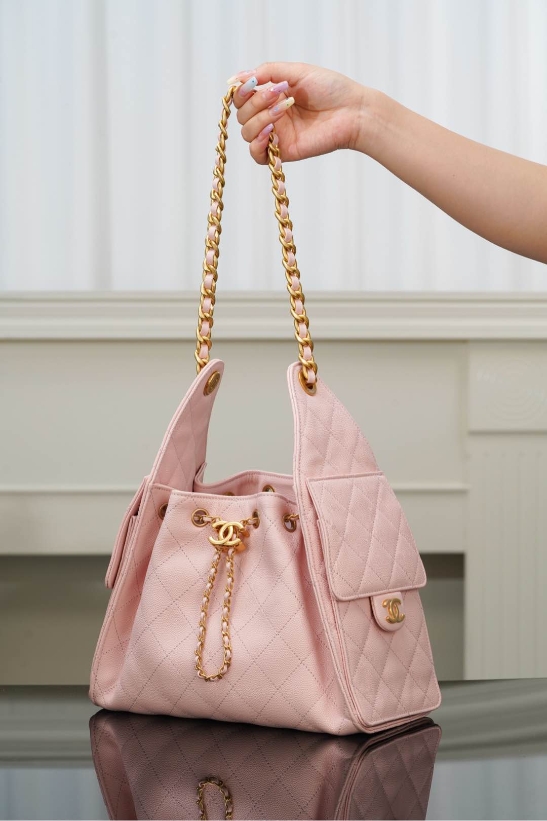 Chanel 25s small hobo 抽绳水桶包 粉色 小号 图5