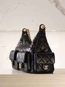 CHAENL 25c 大号嬉皮 hobo bag 黑金 图5