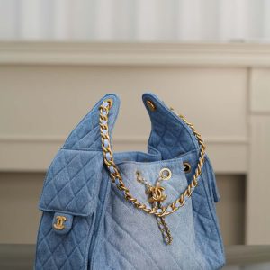 Chanel small hobo bag 牛仔蓝小号 图3
