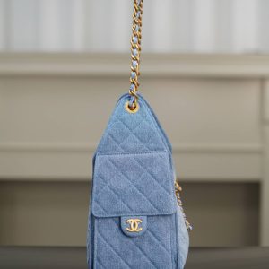Chanel small hobo bag 牛仔蓝小号 图6