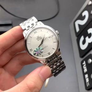 欧米茄 蝶飞 图1