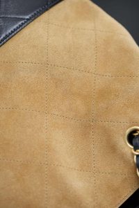 Chanel 25A 高级手工坊 麂皮购物袋 大号 图4