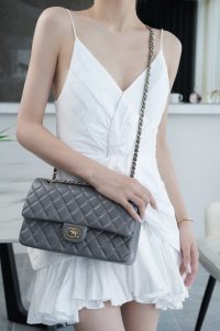 CF Classic Flap| 中号羊皮 深灰ʚྀིɞ 图3