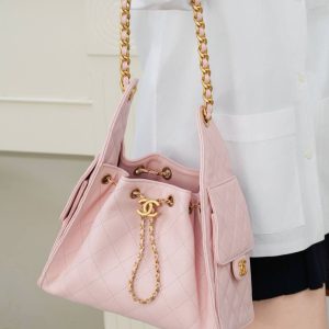 Chanel small hobo 粉色 小号 图2