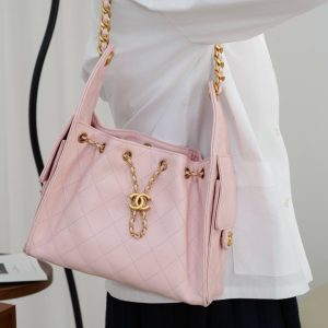 Chanel small hobo 粉色 小号 图3