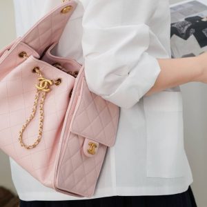 Chanel small hobo 粉色 小号 图4