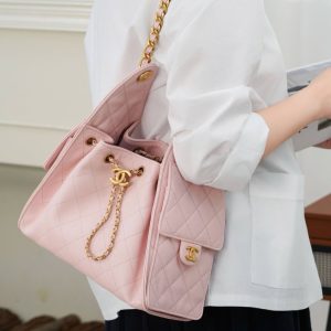 Chanel small hobo 粉色 小号 图7