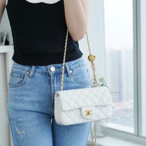 Chanel 金属球 Mini 仙女白 图7