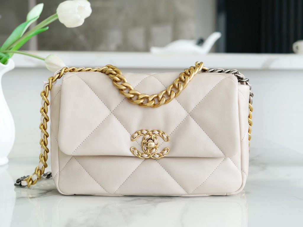 CHANEL BAG 小号 米白 图1