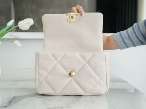 CHANEL BAG 小号 米白 图5