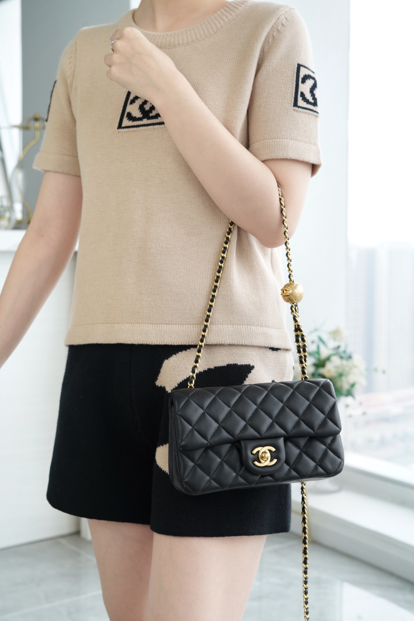 Chanel 23C大mini金属球 黑色 图7