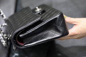 原厂皮 Classic Flap万年经典款Cf中号鱼子酱球纹 图5