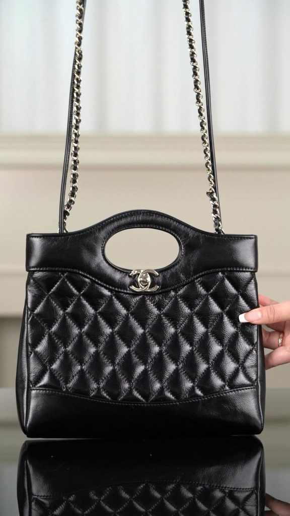 Chanel 31bag Mini 黑金 图1