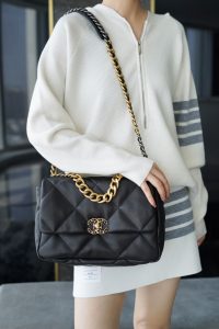 CHANEL BAG 经典黑 中号 图3