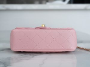 Chanel 金属球 Mini粉色 图4