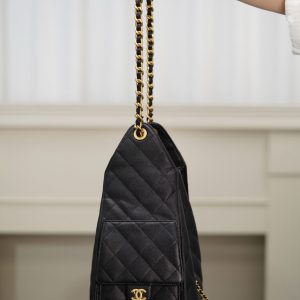 Chanel hobo bag 抽绳水桶包 黑金鱼子酱 中号 图5