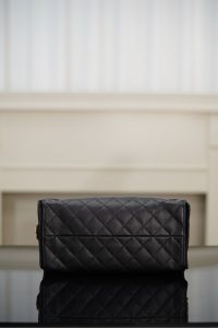 Chanel hobo bag 抽绳水桶包 黑金鱼子酱 中号 图9
