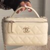 Chanel 25c 新款 手柄盒子包 荔枝牛 米白 图1