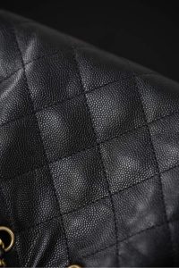 Chanel 26C系列 25bag mini鱼子酱 黑金 图3
