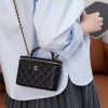 chanel 25P 新款编织手柄 盒子包 图1