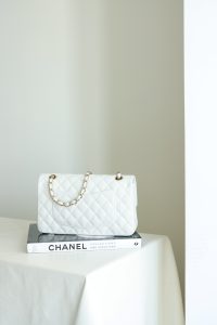 原厂皮 Classic Flap系列中号25cm 图3