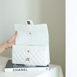 原厂皮 Classic Flap系列中号25cm 图8