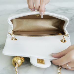 Chanel 金属球 Mini 仙女白 图5