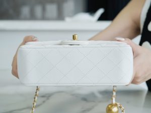 Chanel 金属球 Mini 仙女白 图8
