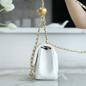 Chanel 金属球 Mini 仙女白 图6