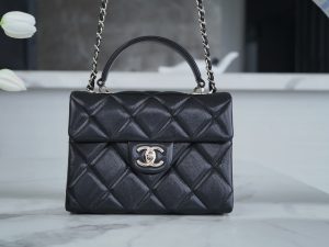 CHANEL 24p 手柄kelly盒子 黑色小号 图2