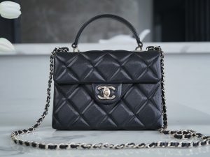 CHANEL 24p 手柄kelly盒子 黑色小号 图1