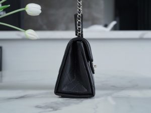 CHANEL 24p 手柄kelly盒子 黑色小号 图8