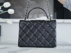 CHANEL 24p 手柄kelly盒子 黑色大号 图3