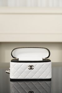Chanel 26ss隐藏款 熊猫拼色LP盒子包 白色 图8