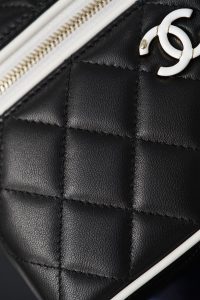 Chanel 26ss隐藏款 熊猫拼色LP盒子包 图3