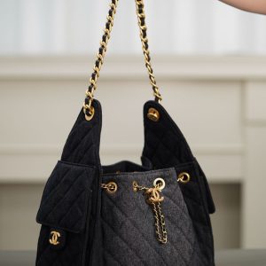 Chanel small hobo bag 黑色牛仔小号 图5