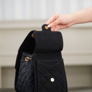 Chanel small hobo bag 黑色牛仔小号 图7