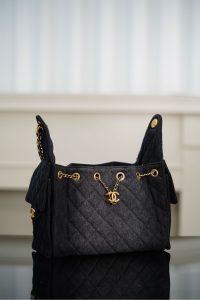 Chanel small hobo bag 黑色牛仔小号 图8