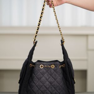 Chanel small hobo bag 黑色牛仔小号 图11