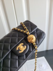 23k新版金球 羊皮金属球mini CF方胖子金珠可调节斜挎单肩包 1787 尺寸: 20cm 图3