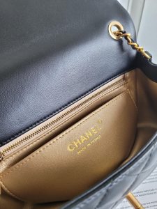 23k新版金球 羊皮金属球mini CF方胖子金珠可调节斜挎单肩包 1787 尺寸: 20cm 图5
