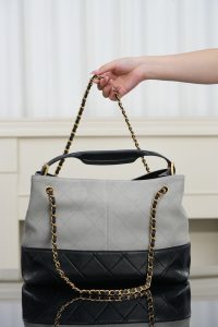 Chanel 25A 麂皮购物袋 灰色小号 图2