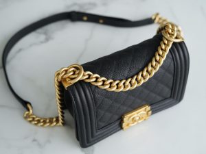 Chanel leboy 大球纹黑金小号 图5