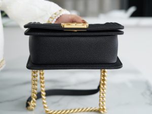 Chanel leboy 大球纹黑金小号 图6