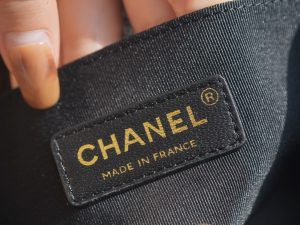 Chanel leboy 大球纹黑金小号 图9