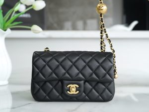 Chanel 23C大mini金属球 黑色 图2