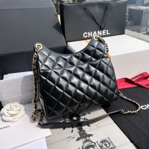 CHANEL香奈儿23c金币嬉皮包 天猫精灵hobo 图2