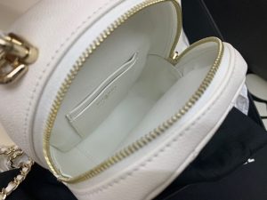 24c mini双肩包 白色 尺寸18*22*10cm 图3